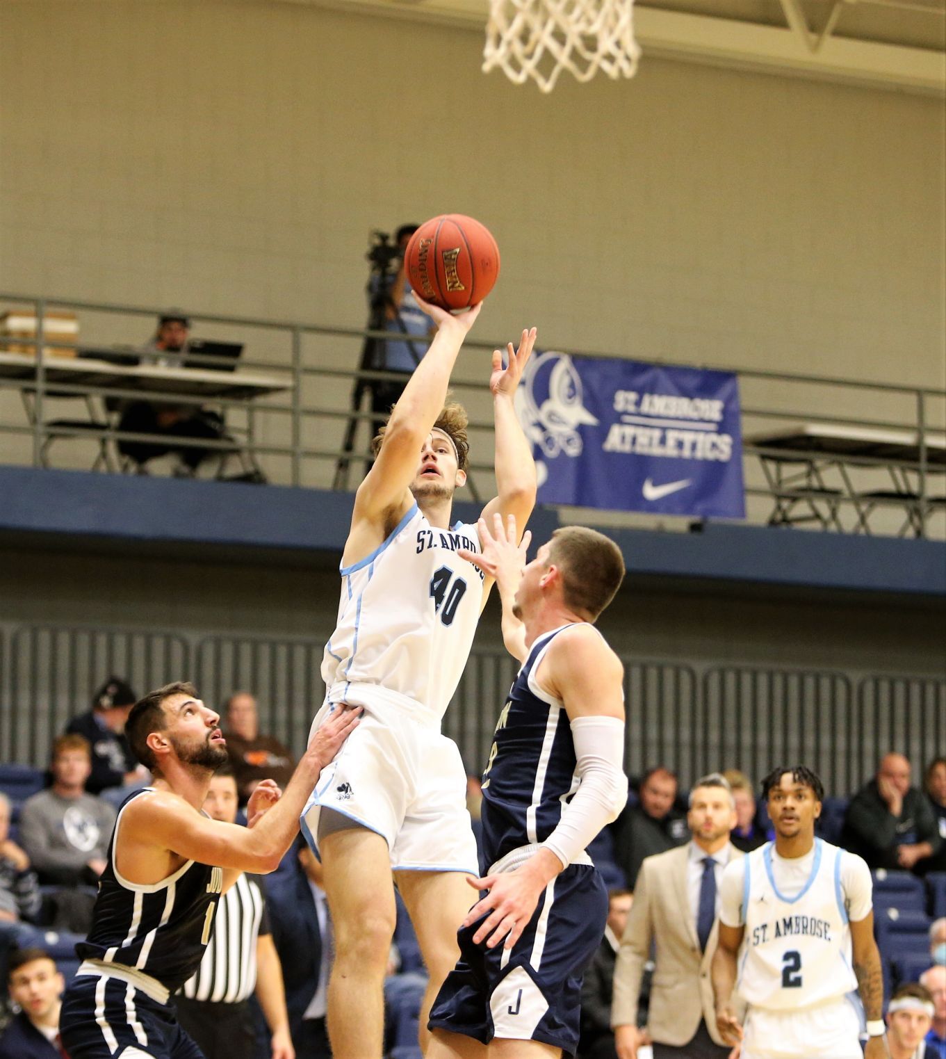 111021-qc-spt-sau judson mens bball10.jpg